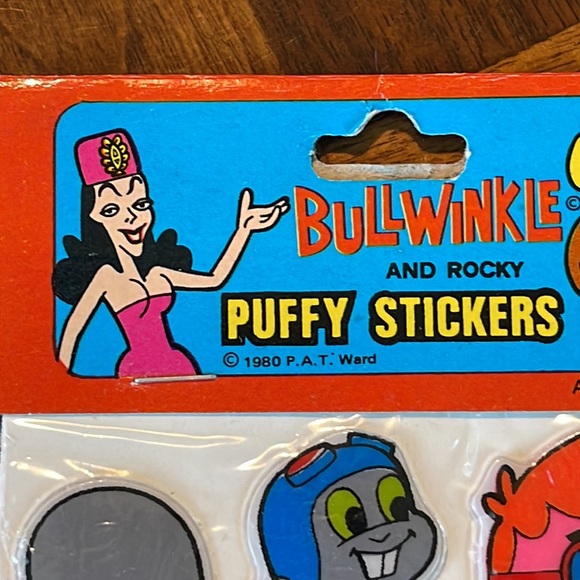 VINTAGE ROCKY & BULLWINKLE PUFFY STICKERS UNOPENED PACKAGE - Picture 2 of 5